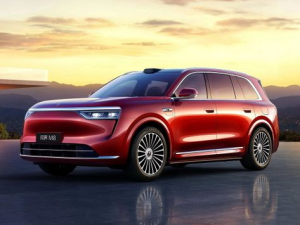 AITO M8 Джип/SUV 5 дв., Гибрид 10.2023 -  н.в.