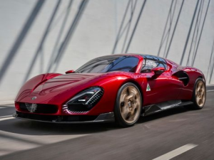 Alfa Romeo 33 Stradale Купе 09.2023 -  н.в.