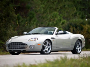 Aston Martin AR1 Открытый кузов 01.2003 - 12.2003