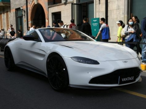 Aston Martin Vantage Открытый кузов 11.2017 - 02.2024
