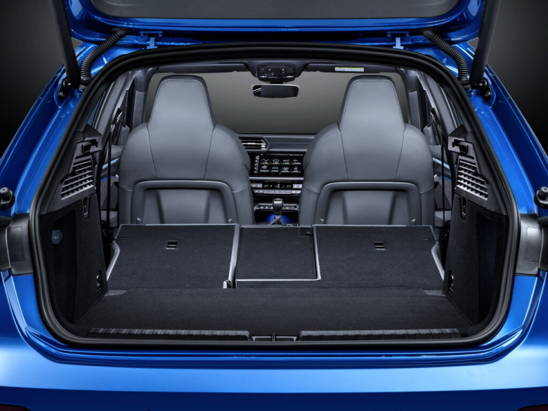 AUDI A3 A3 4 поколение Хэтчбек 5 дв., Гибрид, 8Y