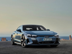 Audi e-tron GT Седан 12.2020 - 06.2024