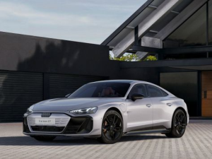 Audi e-tron GT Седан 06.2024 -  н.в.
