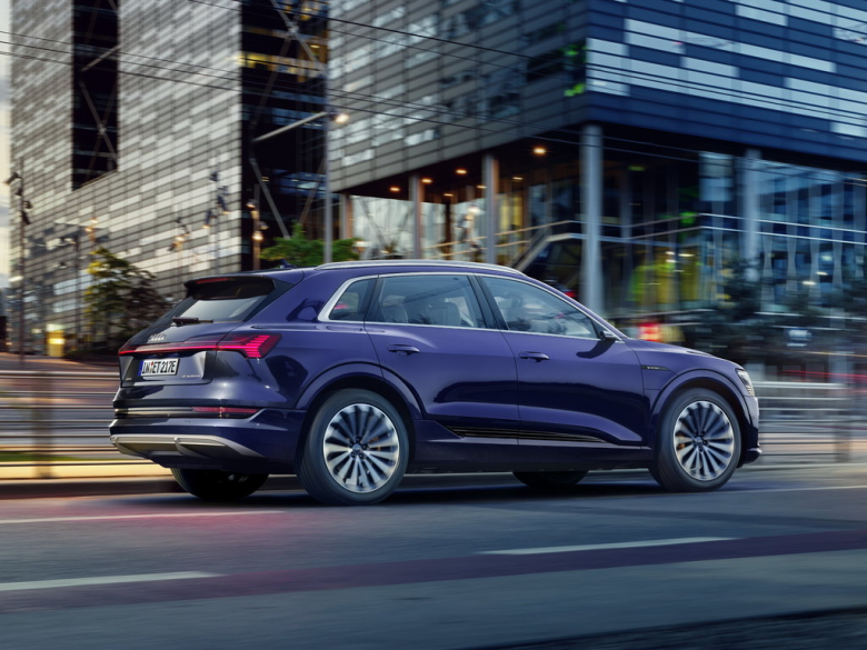 AUDI E-TRON E-TRON 1 поколение Джип/SUV 5 дв., 