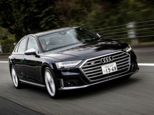 Audi S8 (D5) Седан, Гибрид 08.2020 - 06.2022