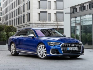Audi S8 (D5) Седан, Гибрид 12.2021 -  н.в.