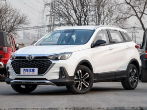 BAIC Senova Zhixing Джип/SUV 5 дв. 10.2018 - 07.2020