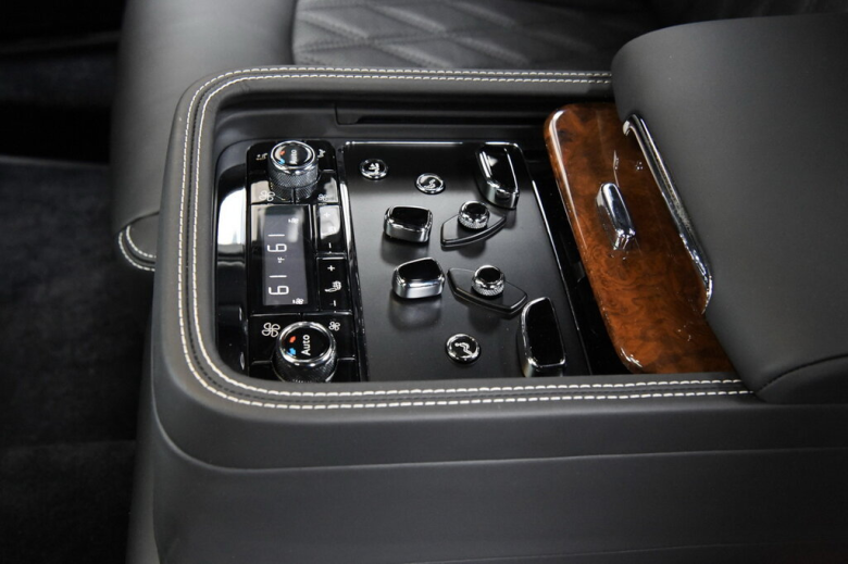 BENTLEY MULSANNE MULSANNE 2 поколение, рестайлинг Седан, 3Y, 3Y2