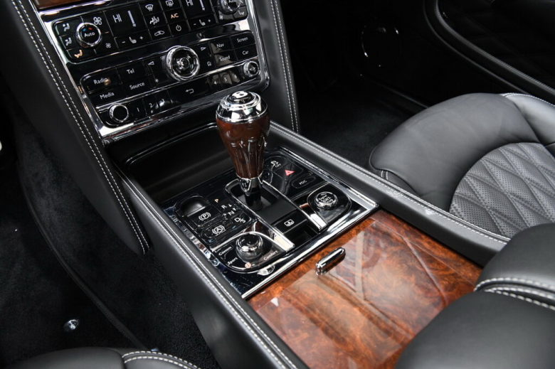 BENTLEY MULSANNE MULSANNE 2 поколение, рестайлинг Седан, 3Y, 3Y2