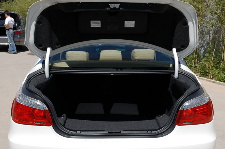 BMW 5 Series 5 Series 5 поколение, рестайлинг Седан, E60