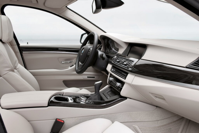 BMW 5 Series 5 Series 6 поколение Универсал, F11