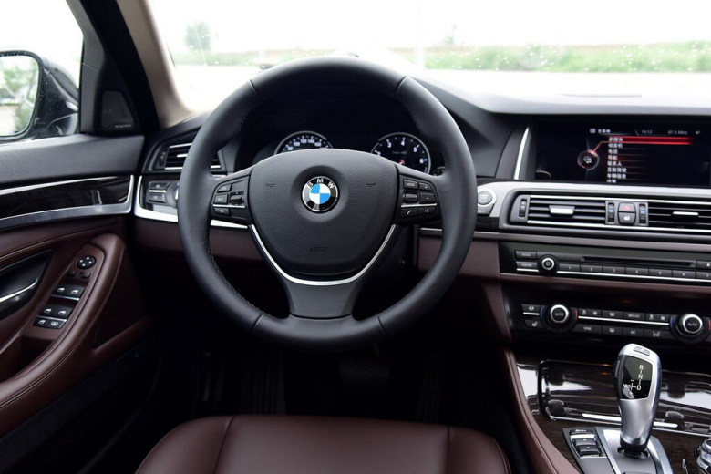 BMW 5 Series 5 Series 6 поколение, рестайлинг Седан, F10