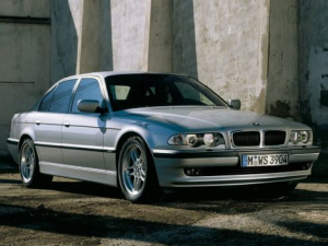 BMW 7-Series (E38) Седан 09.1998 - 10.2001
