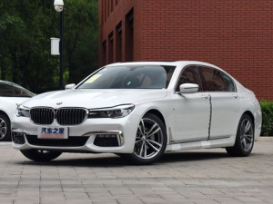 BMW 7-Series (G12) Седан 07.2015 - 05.2019