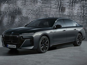 BMW 7-Series (G70) Седан, Гибрид 04.2022 -  н.в.