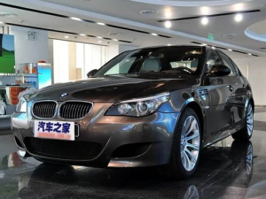 BMW M5 (E60) Седан 01.2005 - 06.2011