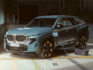 BMW XM (G09) Джип/SUV 5 дв., Гибрид 09.2022 -  н.в.
