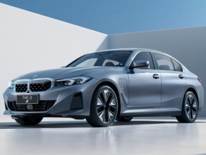 BMW i3 Седан 03.2022 -  н.в.