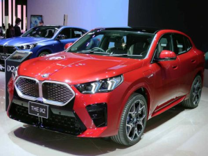 BMW iX2 Джип/SUV 5 дв. 10.2023 -  н.в.