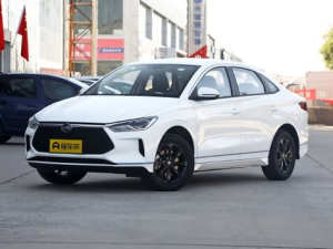 BYD e3 Седан 04.2019 - 04.2023
