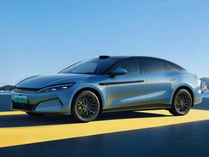 BYD Han L Седан, Гибрид 01.2025 -  н.в.