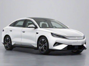 BYD Qin Max Седан 12.2025 -  н.в.