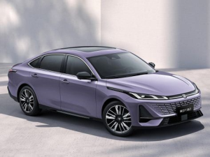 Changan Eado Седан, Гибрид 07.2025 -  н.в.
