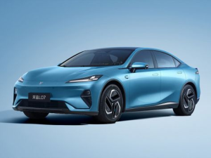 Changan Deepal Shenlan L07 Лифтбек, Гибрид 09.2024 -  н.в.