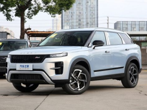 Chery Tiggo 7 Джип/SUV 5 дв., Гибрид 11.2024 -  н.в.