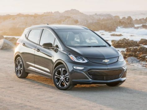 Chevrolet Bolt (EV) Хэтчбек 5 дв. 01.2016 - 04.2021
