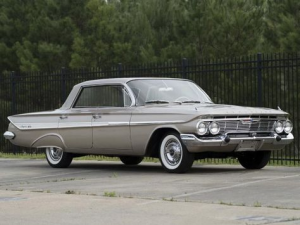 Chevrolet Impala Седан 10.1960 - 09.1961