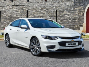 Chevrolet Malibu Седан, Гибрид 04.2015 - 03.2018
