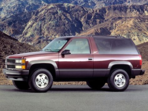 Chevrolet Tahoe (GMT400) Джип/SUV 3 дв. 09.1994 - 06.1999