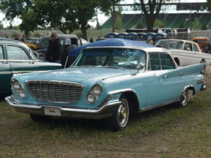 Chrysler New Yorker (RC3) Седан 11.1960 - 09.1961