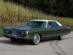 Chrysler New Yorker (HC-H) Седан 10.1971 - 09.1972
