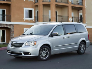 Chrysler Town and Country (RT) Минивэн 10.2010 - 01.2016
