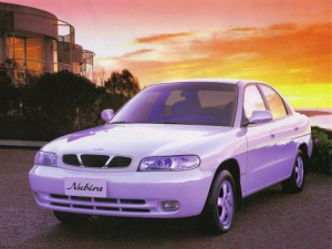 Daewoo Nubira (J100) Седан 02.1997 - 03.1999