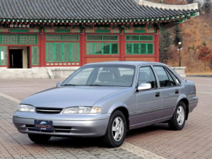 Daewoo Prince Седан 02.1996 - 07.1997