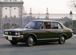 Daihatsu Charmant (A10/20/30/40) Седан 10.1974 - 02.1978