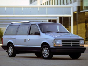 Dodge Grand Caravan Минивэн 06.1987 - 07.1990