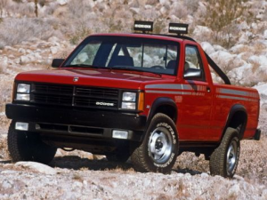 Dodge Dakota Пикап 03.1986 - 06.1990