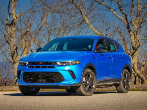 Dodge Hornet Джип/SUV 5 дв., Гибрид 08.2022 -  н.в.