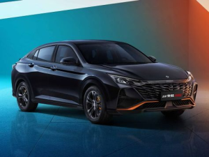 Dongfeng Aeolus Yixuan Седан 10.2022 -  н.в.