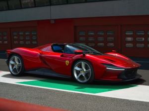 Ferrari Daytona SP3 Открытый кузов 11.2022 -  н.в.
