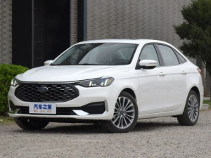 Ford Escort Седан 05.2021 - 07.2023