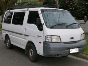 Ford Econovan Минивэн 06.1999 - 09.2005