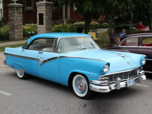 Ford Fairlane Седан 09.1955 - 10.1956