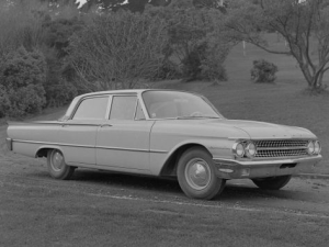 Ford Fairlane Седан 10.1960 - 09.1961