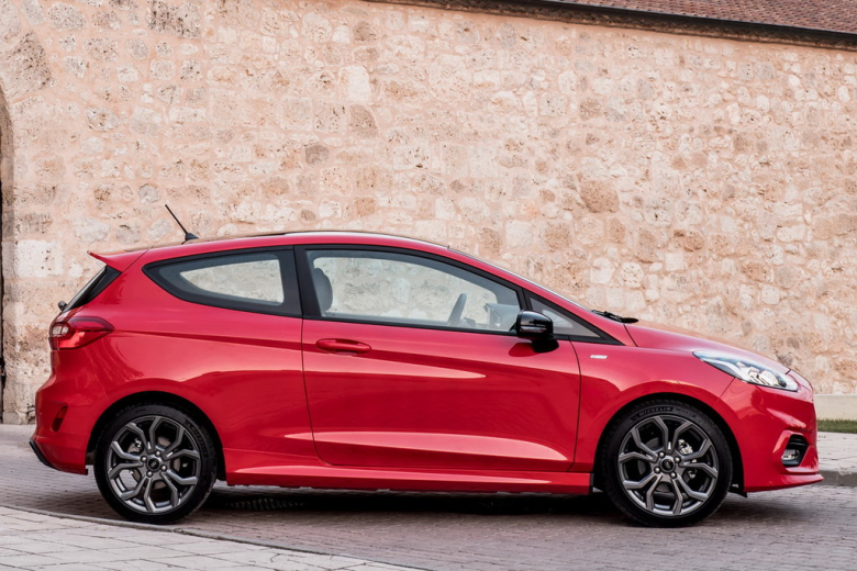 FORD Fiesta Fiesta 7 поколение Хэтчбек 3 дв., Гибрид, 
