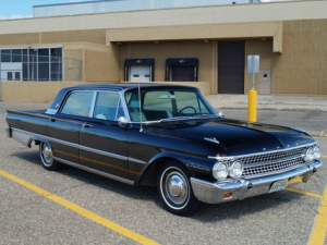 Ford Galaxie Седан 10.1960 - 09.1961